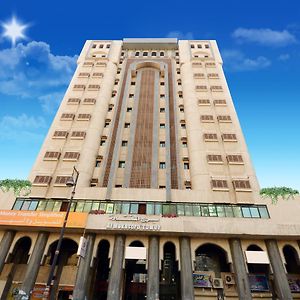 Al-Mukhtara Tower- Economy